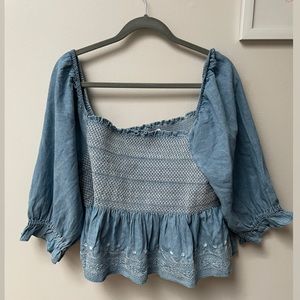 BRAND NEW AMERICAN EAGLE CROP TOP
